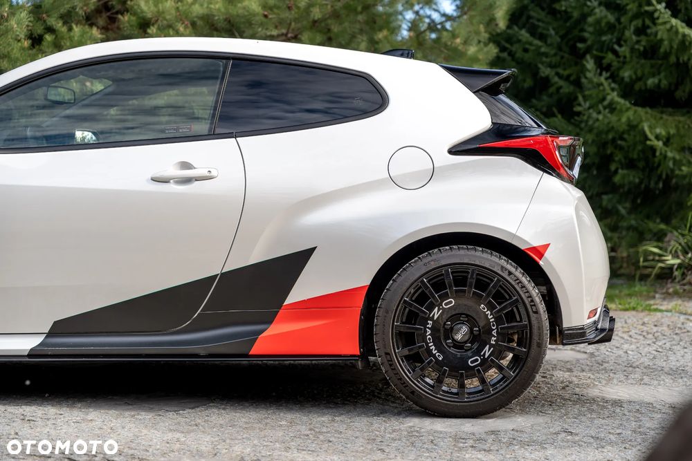 Toyota GR Yaris 1.6 Dynamic - 17