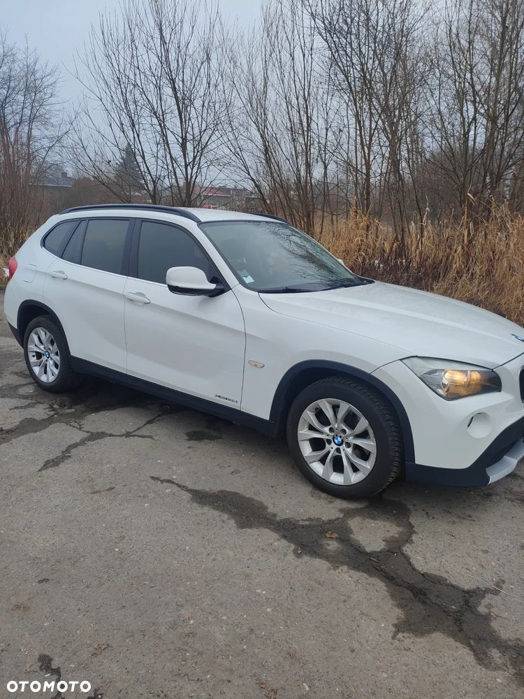 BMW X1 xDrive18d xLine - 3