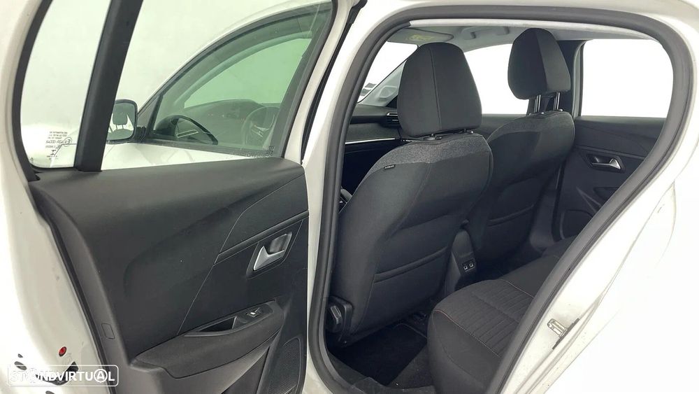 Peugeot e-208 50 kWh Active Pack - 42