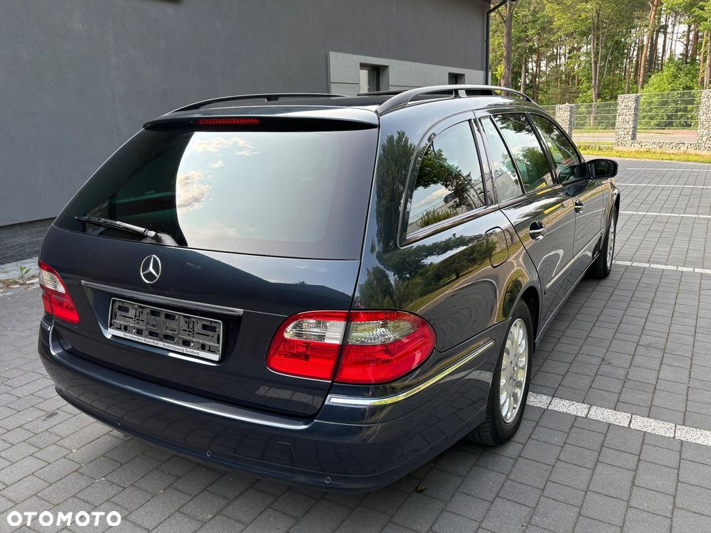 Mercedes-Benz Klasa E 200 T Kompressor Automatik Elegance - 31