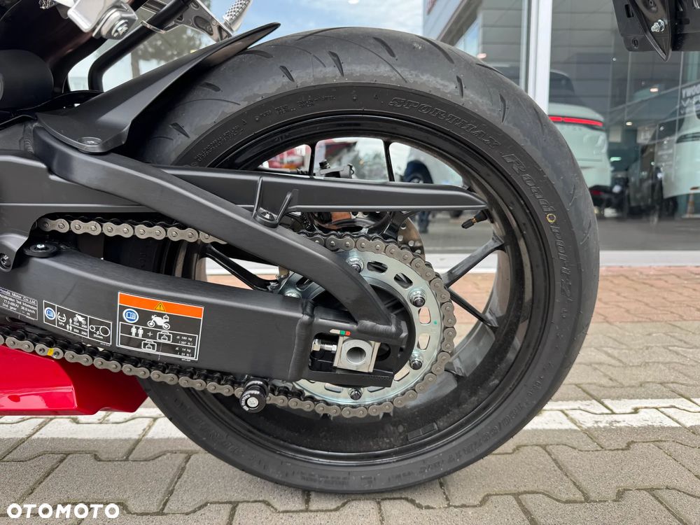 Honda CBR - 9