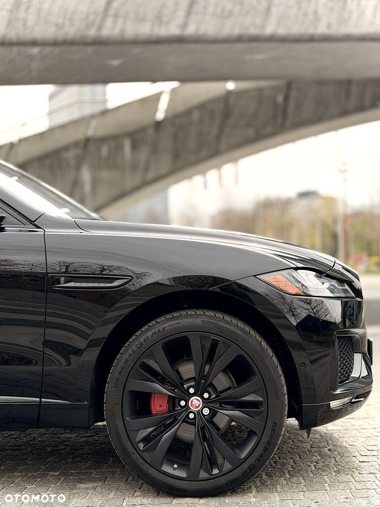 Jaguar F-Pace 3.0 V6 AWD S - 6