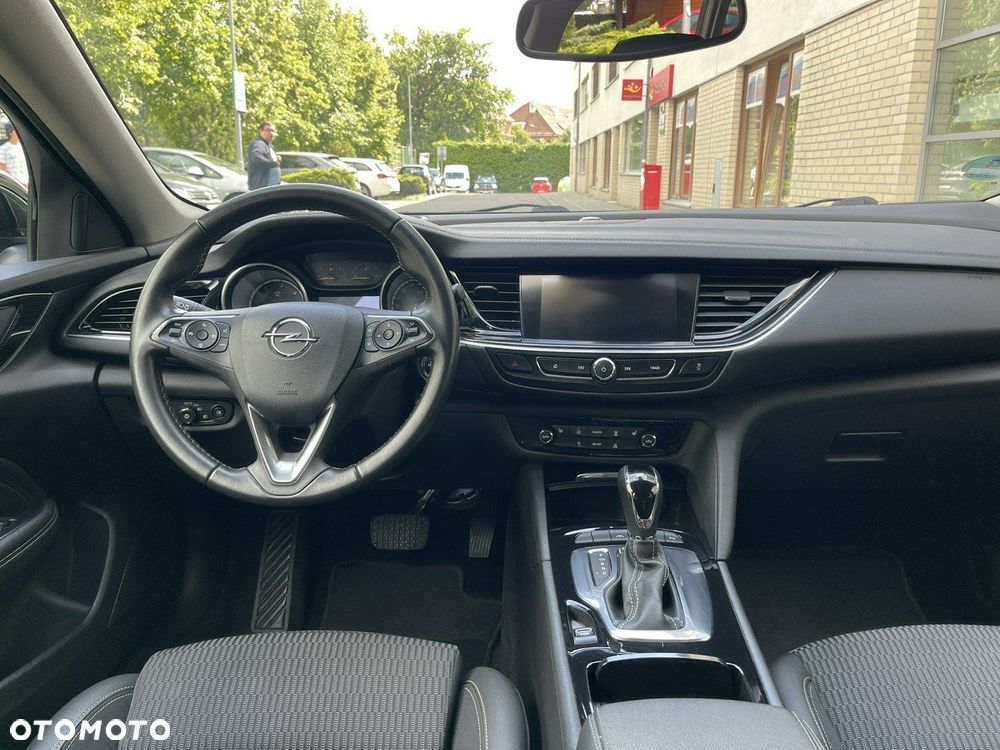 Opel Insignia - 26