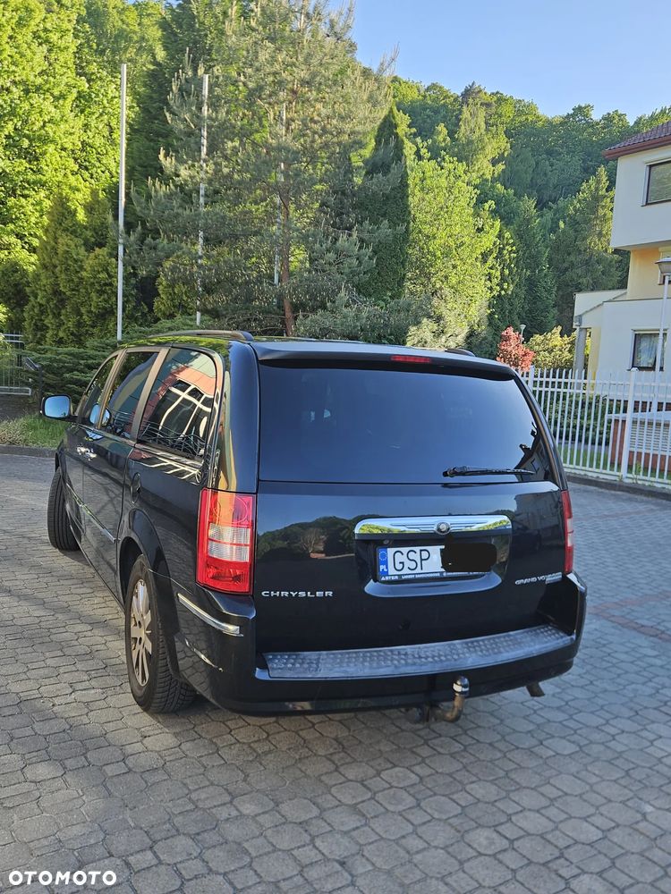 Chrysler Grand Voyager - 11