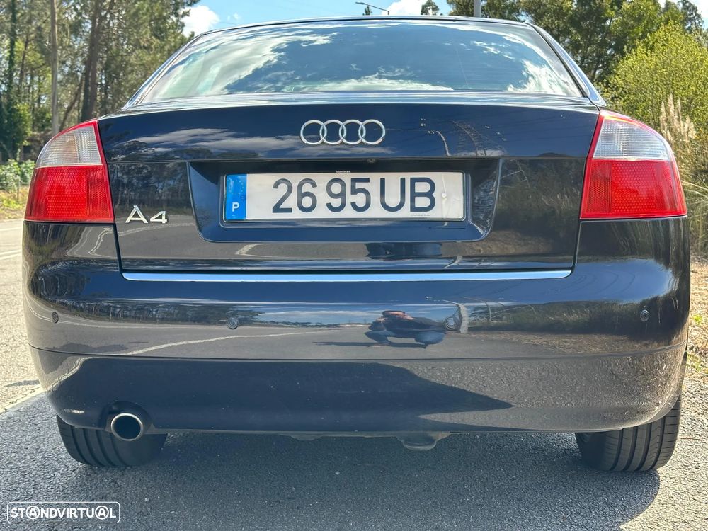 Audi A4 1.6 - 3