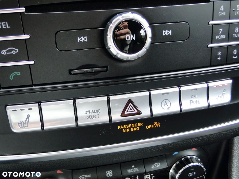 Mercedes-Benz CLA 200 7G-DCT AMG Line - 29