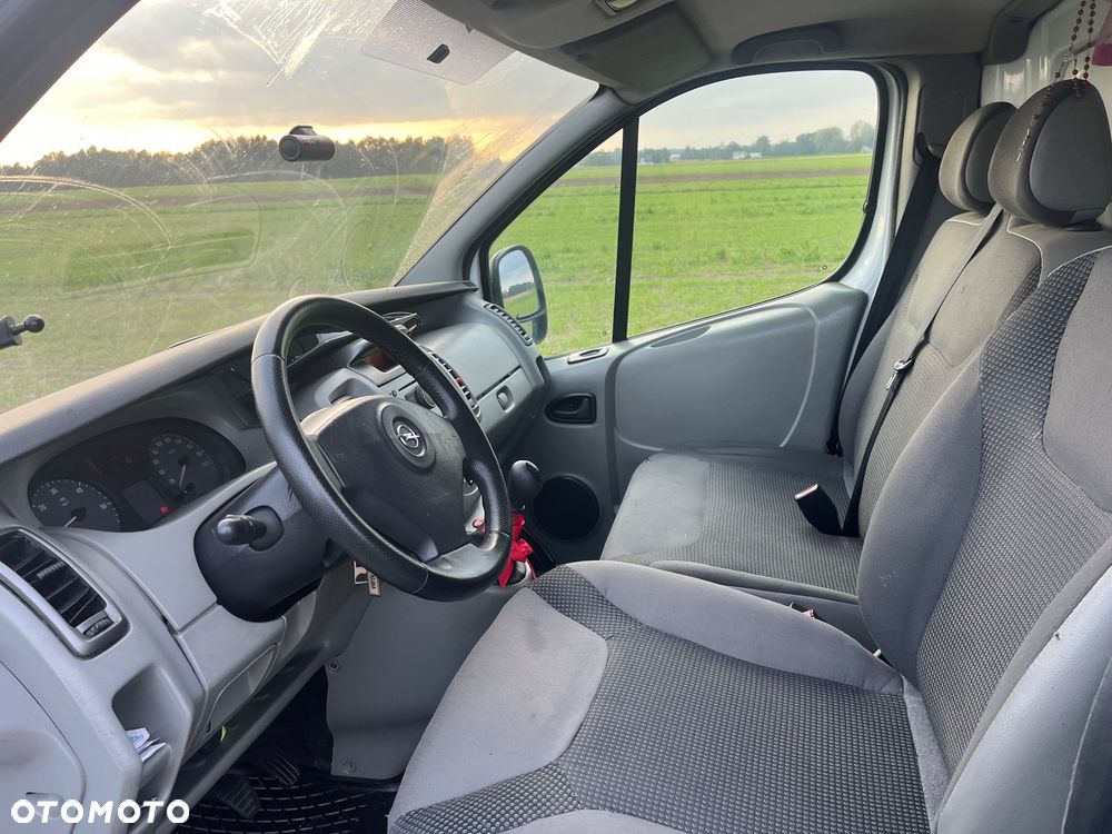 Opel Vivaro - 7
