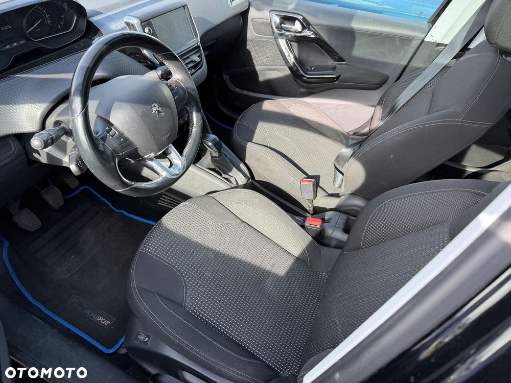 Peugeot 208 Blue-HDi 100 Stop&Start Allure - 6