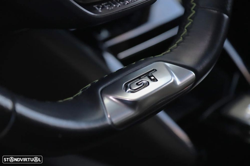 Peugeot e-2008 50 kWh GT - 15