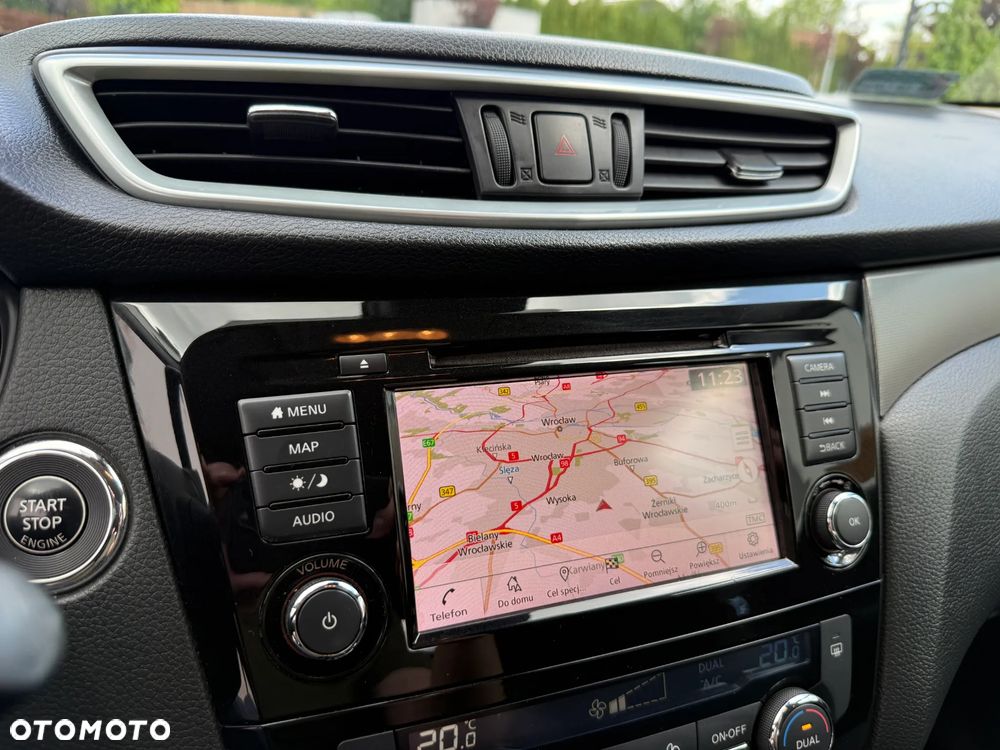 Nissan Qashqai 1.3 DIG-T N-Connecta DCT - 19