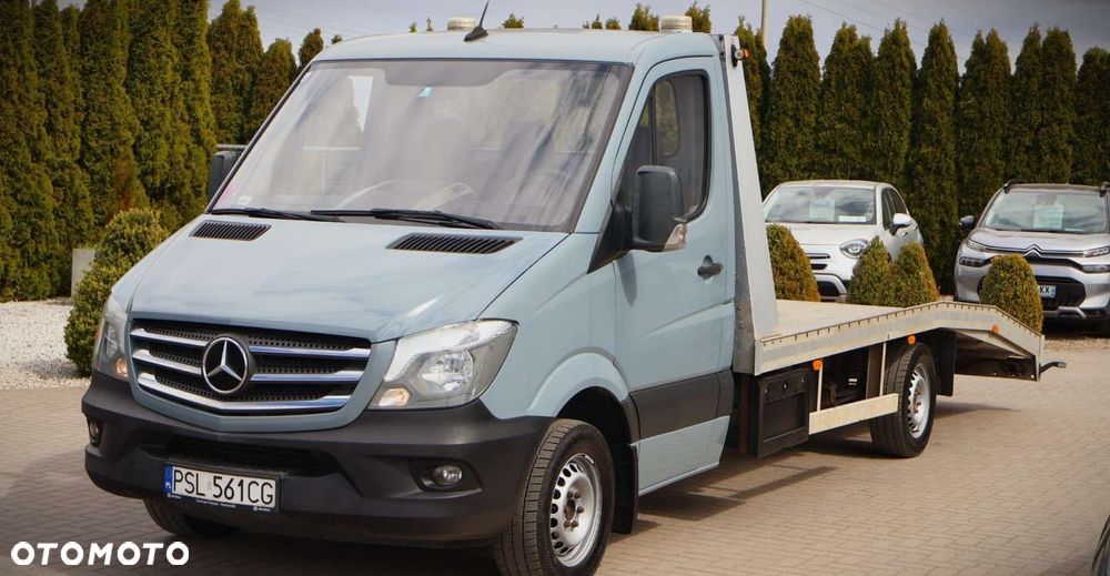 Mercedes-Benz Sprinter - 4