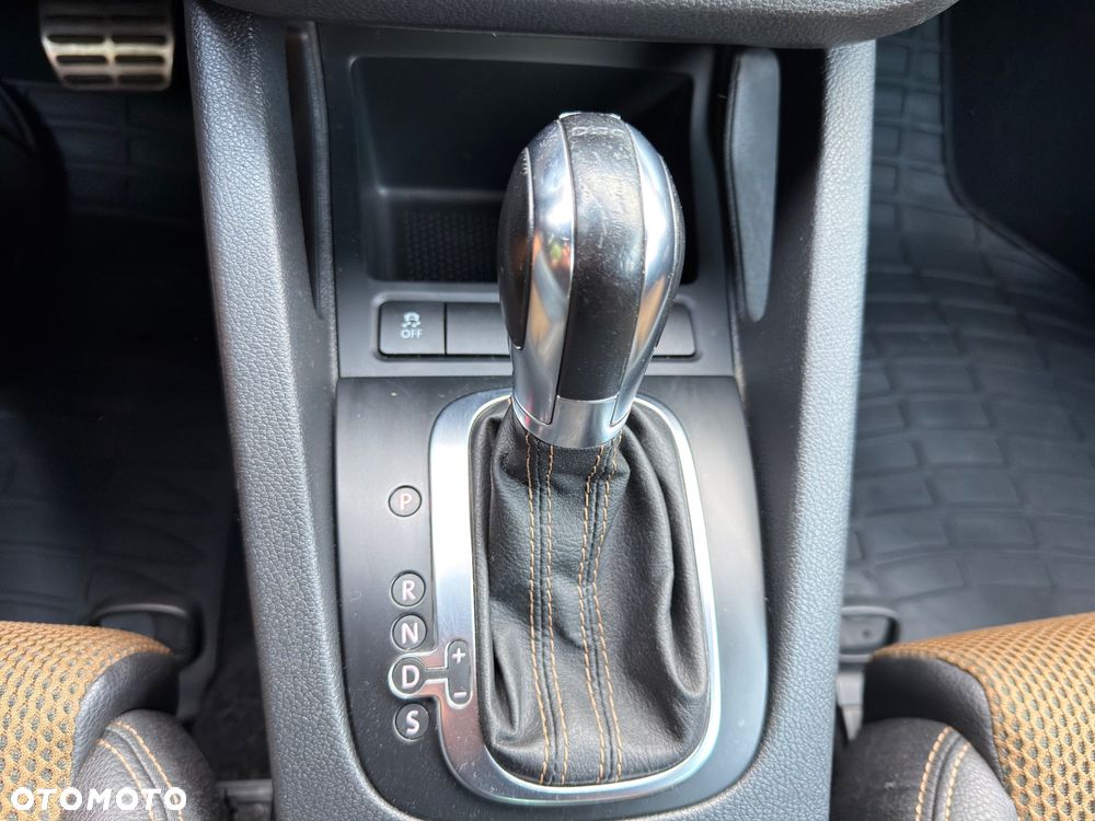 Volkswagen Scirocco 1.4 TSI DSG - 15