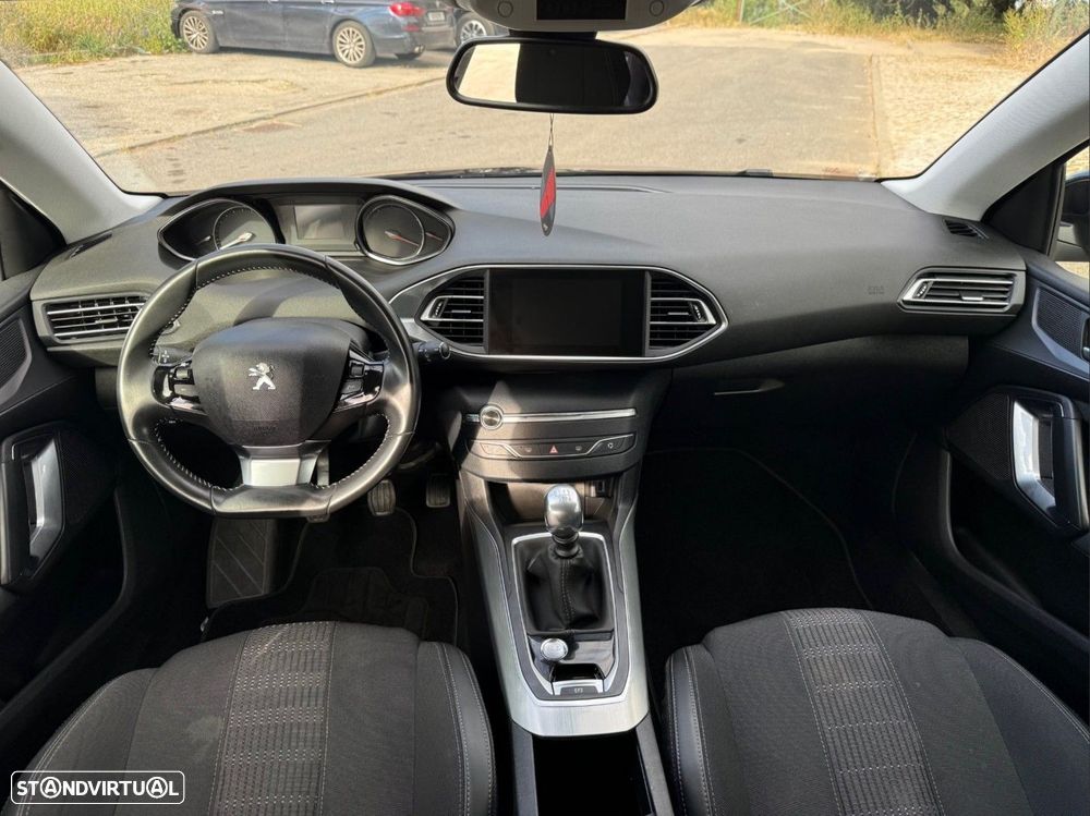Peugeot 308 SW 1.2 PureTech Allure Full LED - 8