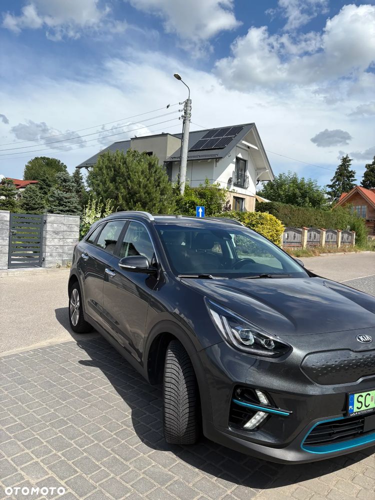 Kia Niro e-Niro 64kWh L - 2