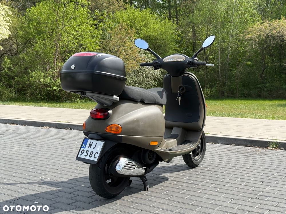 Piaggio Vespa - 6