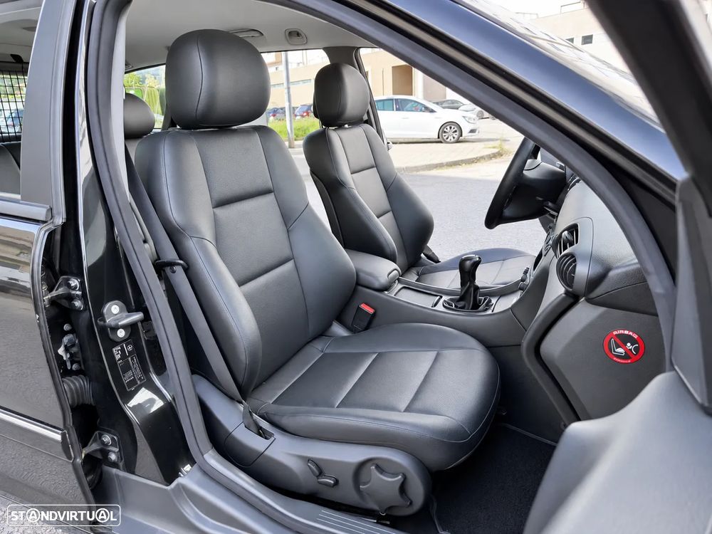 Mercedes-Benz C 220 T CDI Avantgarde - 30