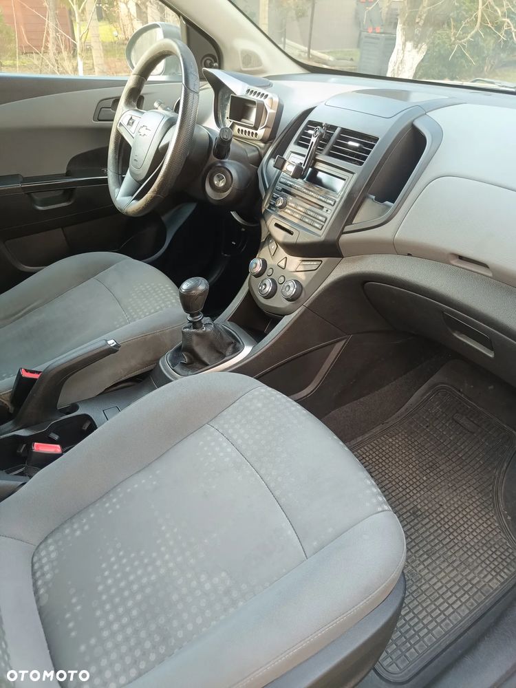 Chevrolet Aveo 1.2 LT - 5