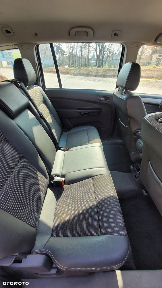 Opel Zafira 1.9 CDTI Cosmo - 8