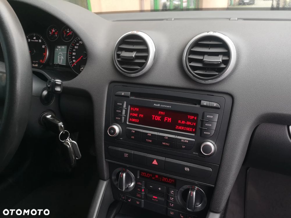 Audi A3 Sportback 1.8 TFSI Ambiente - 17