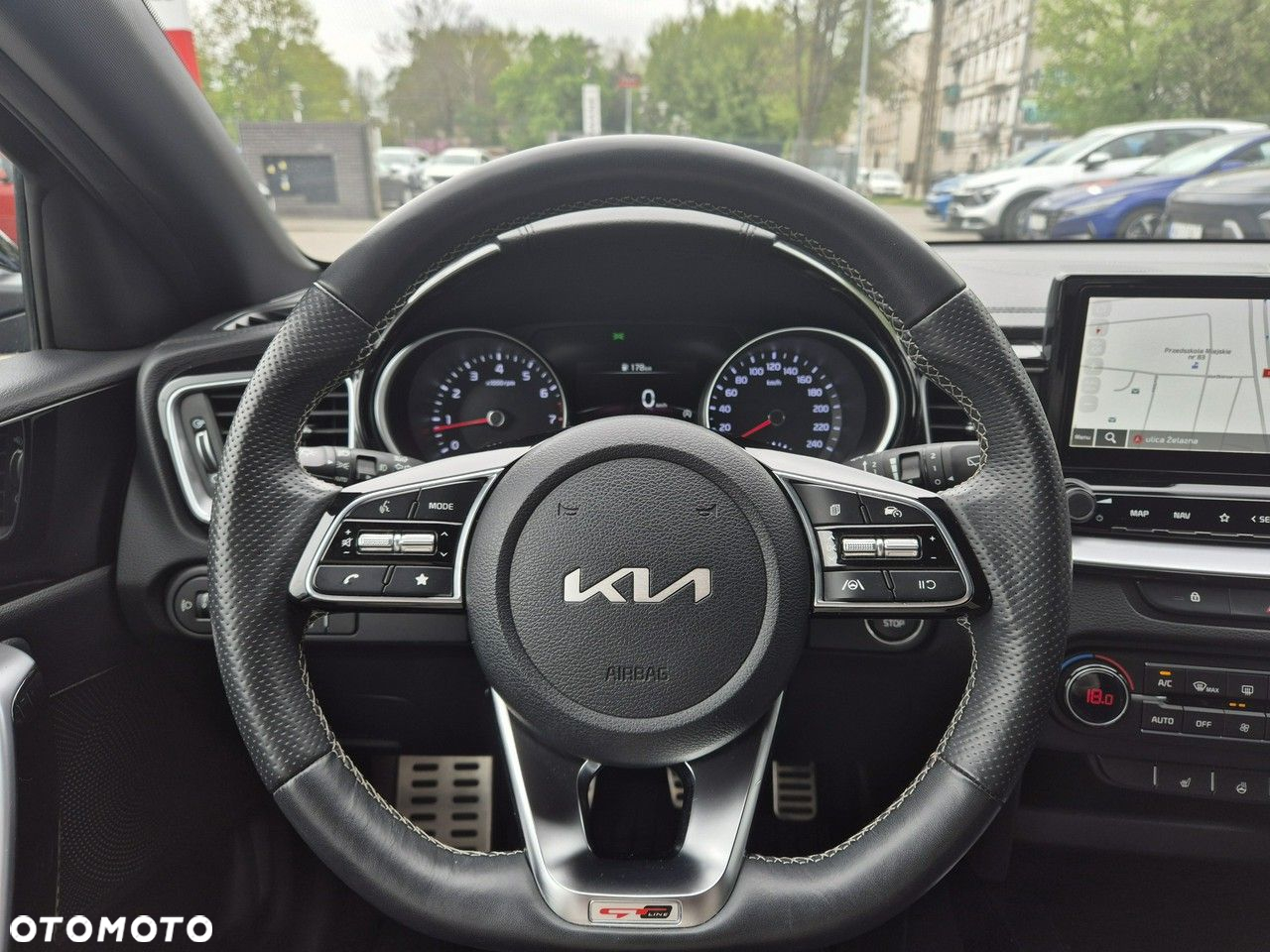 Kia ProCeed - 12