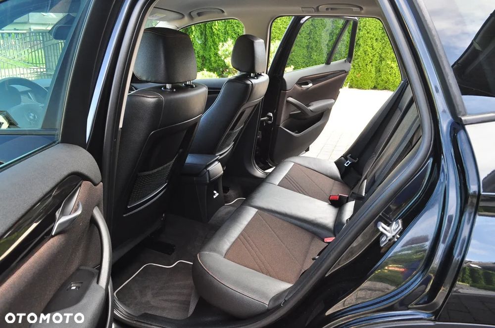 BMW X1 sDrive18d xLine - 8