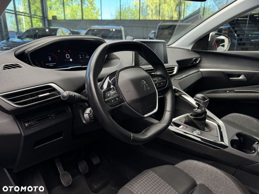 Peugeot 3008 1.2 PureTech Active - 10