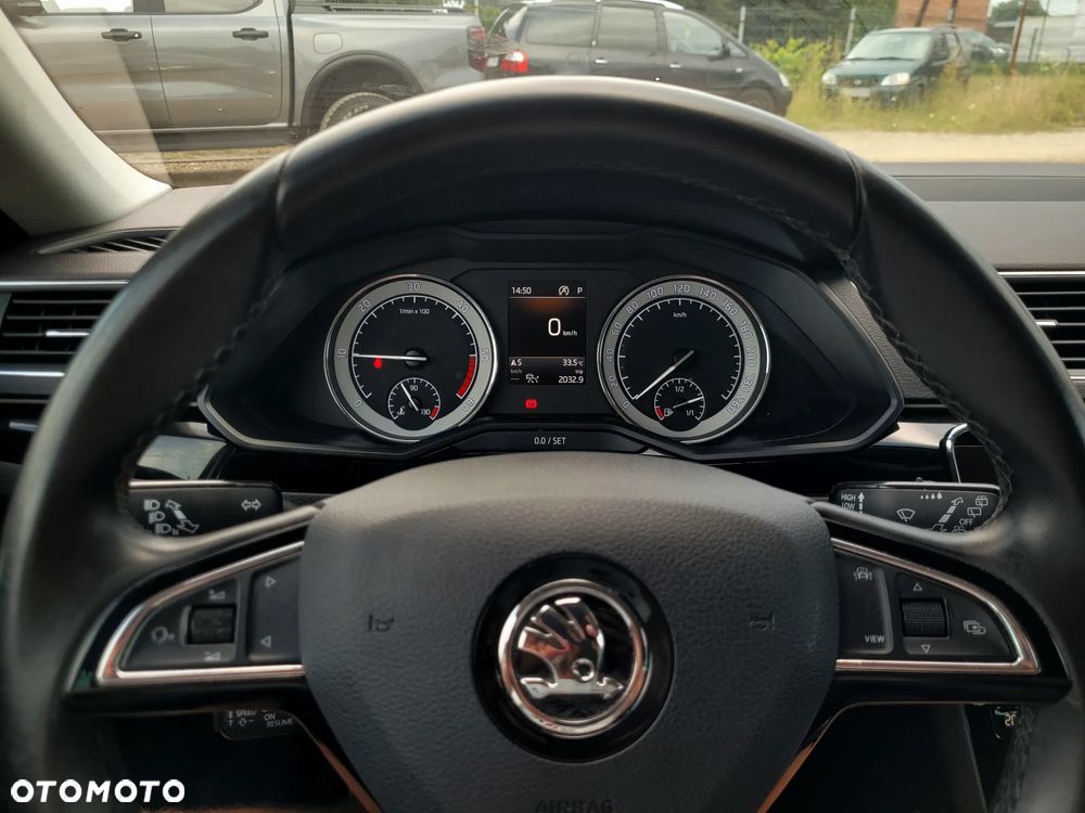 Skoda Superb 2.0 TDI 4x4 L&K DSG - 11