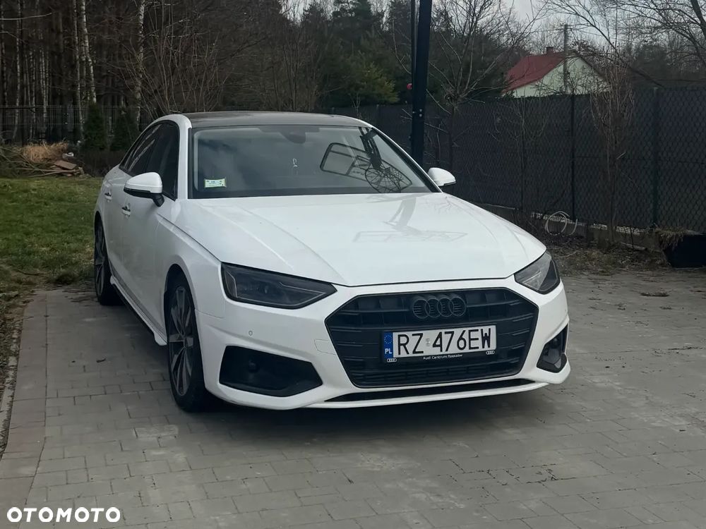 Audi A4 Limousine 40 TFSI quattro S tronic - 1