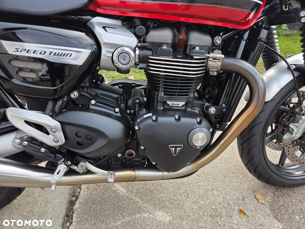 Triumph Speed Twin - 3