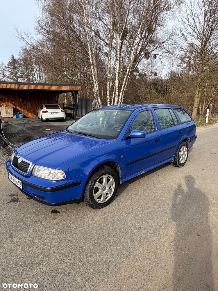 Skoda Octavia - 2