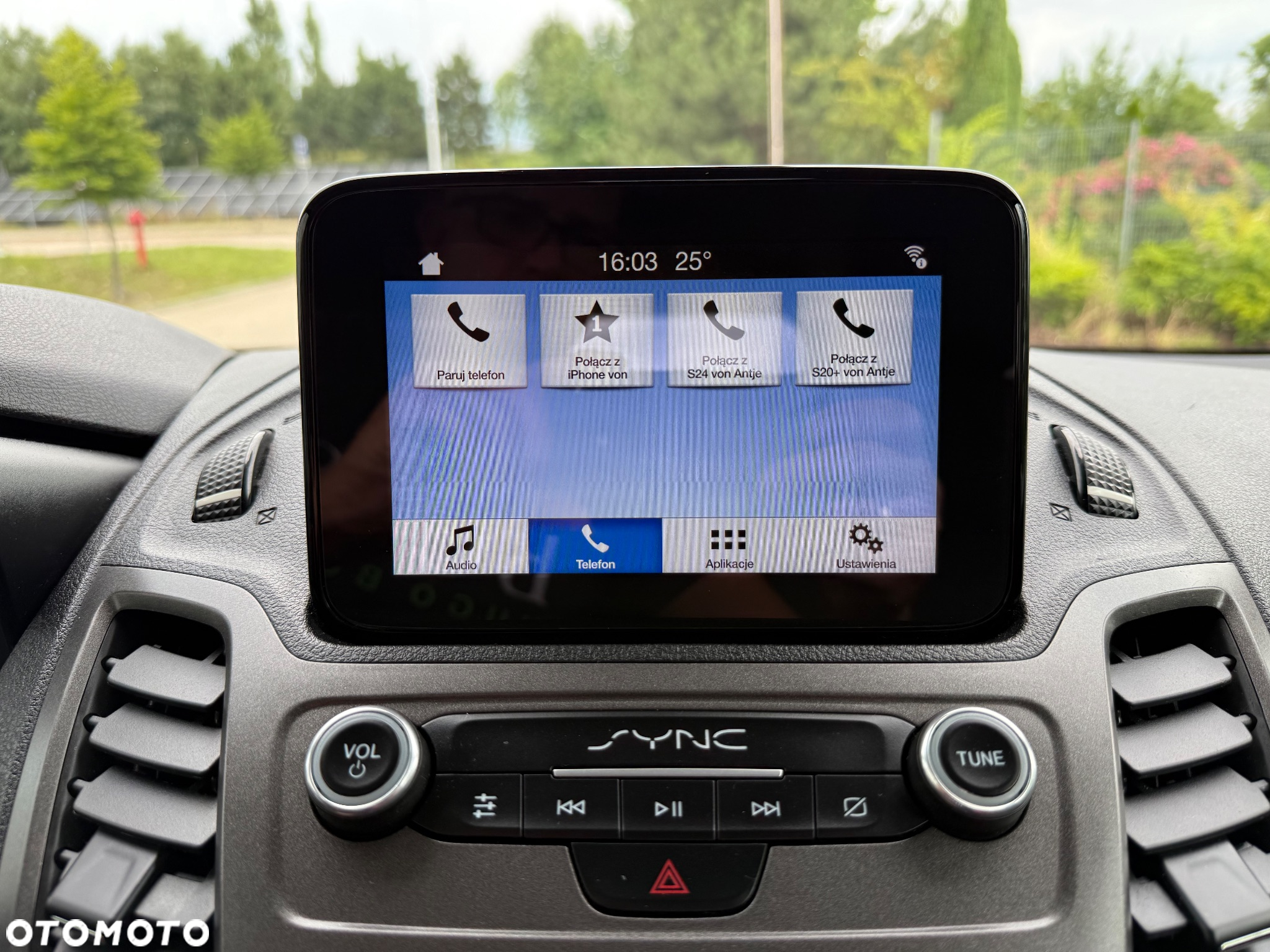 Ford Tourneo Connect Grand - 21