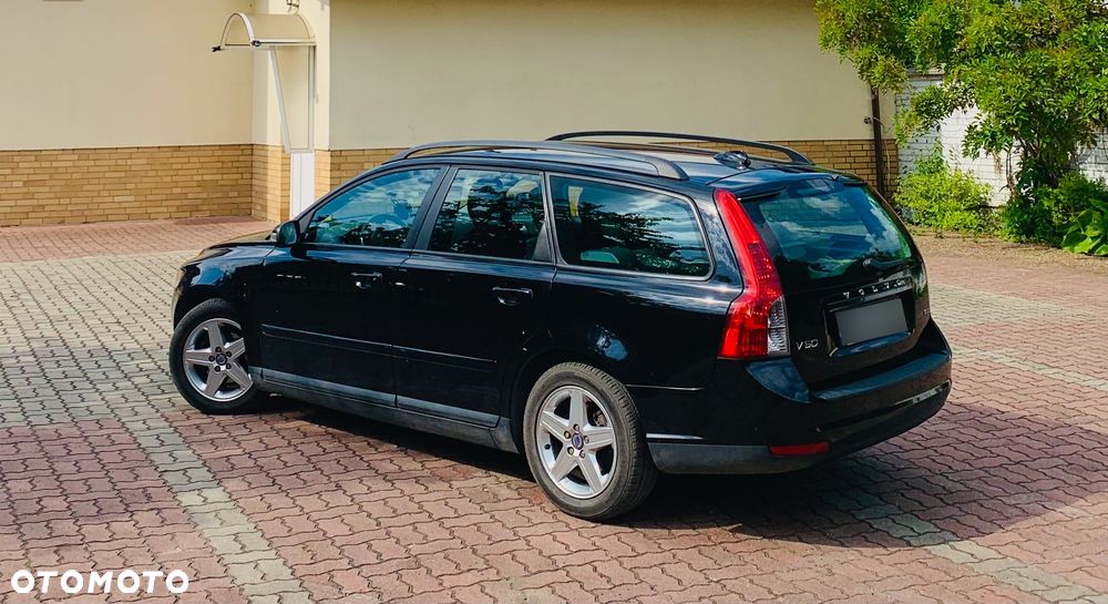Volvo V50 2008 photo 4