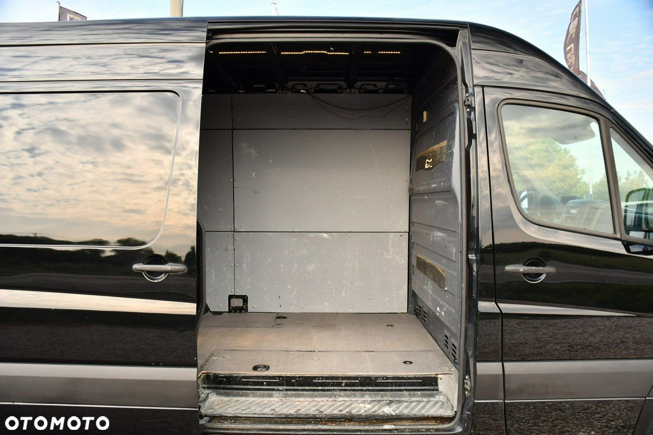 Volkswagen Crafter - 27