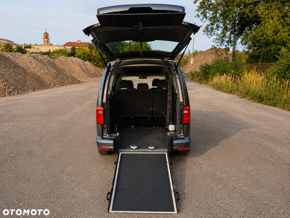 Volkswagen Caddy Maxi 2.0 TDI Comfortline - 11