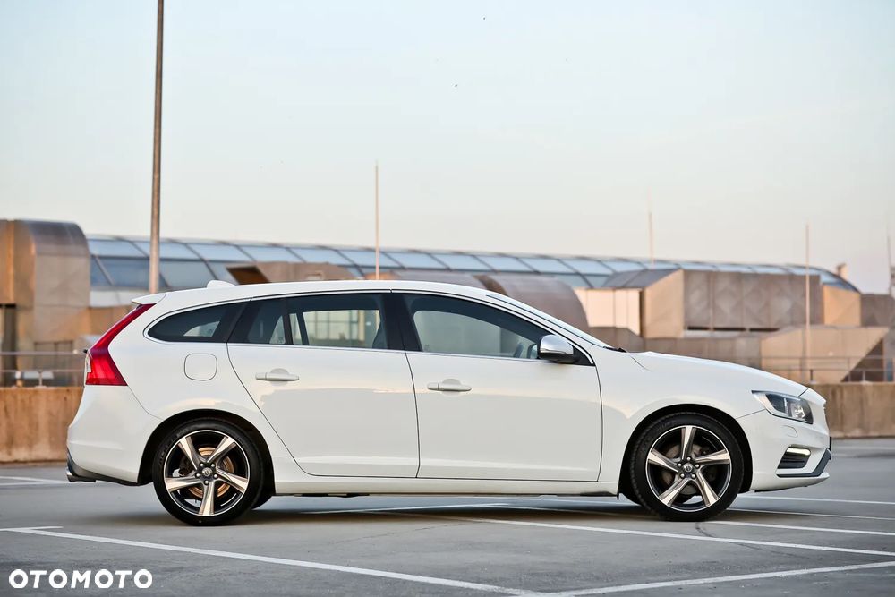 Volvo V60 D3 Geartronic RDesign - 6