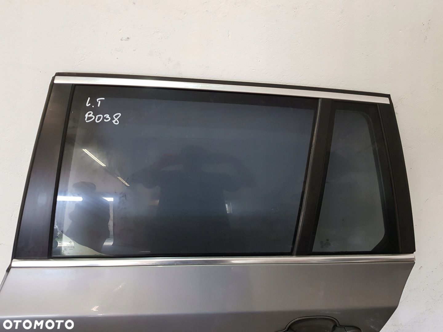 DRZWI LEWE LEWY TYŁ BMW E61 LCI EUR SPACEGRAU METALLIC A52/7 - 2