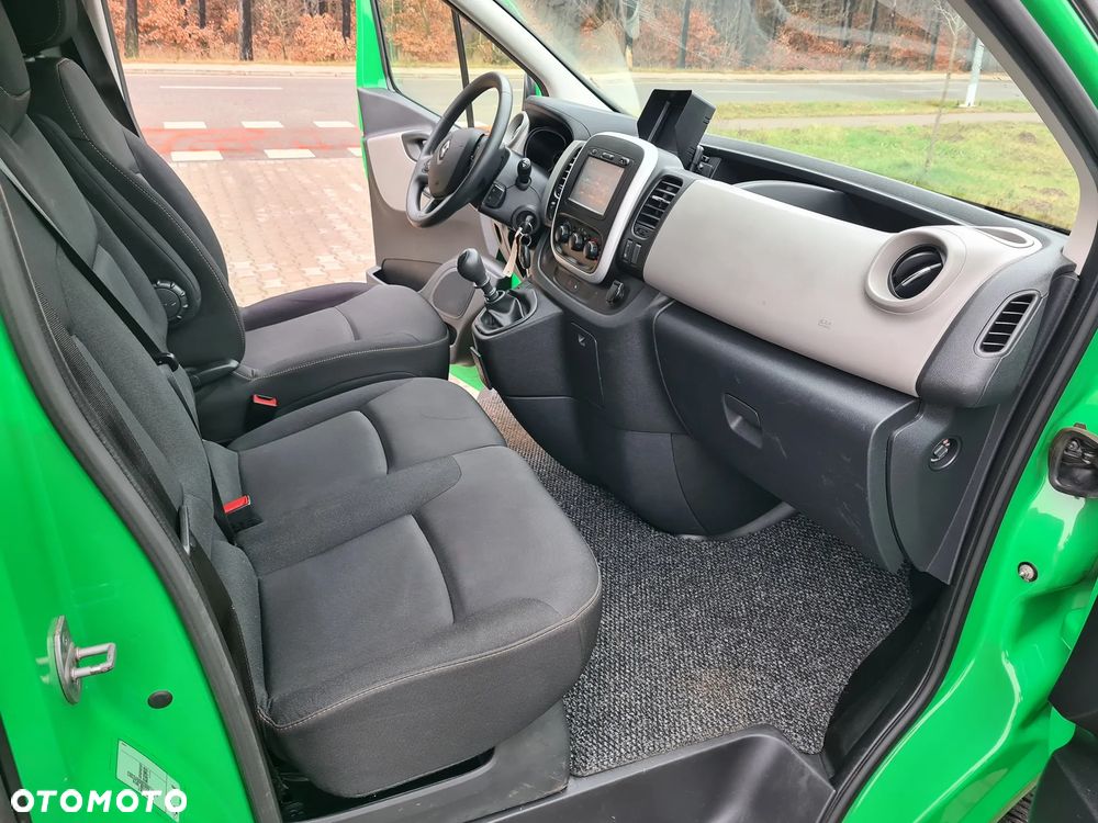 Renault TRAFIC - 7