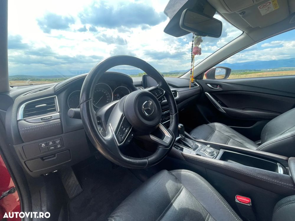 Mazda 6 CD175 AT Revolution Top - 5