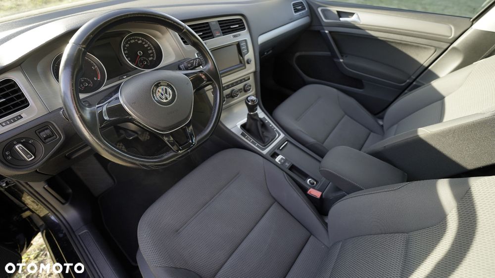 Volkswagen Golf 2.0 TDI (BlueMotion Technology) Comfortline - 29