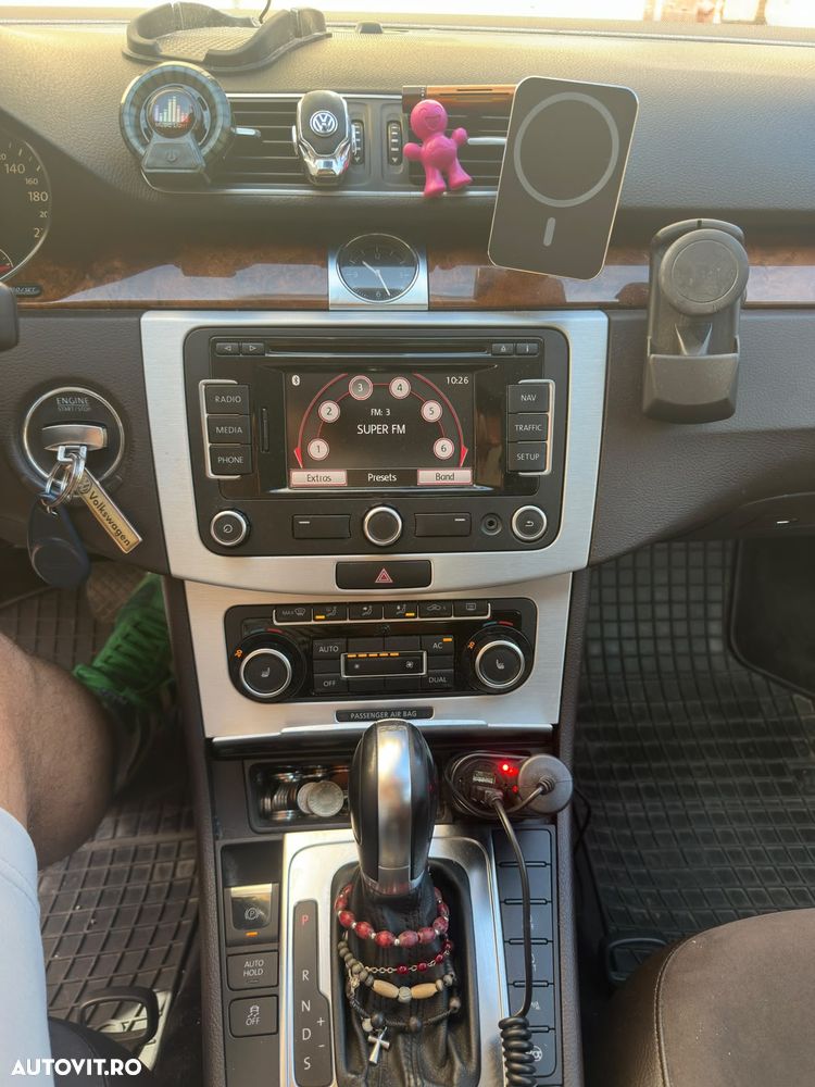 Volkswagen Passat - 7