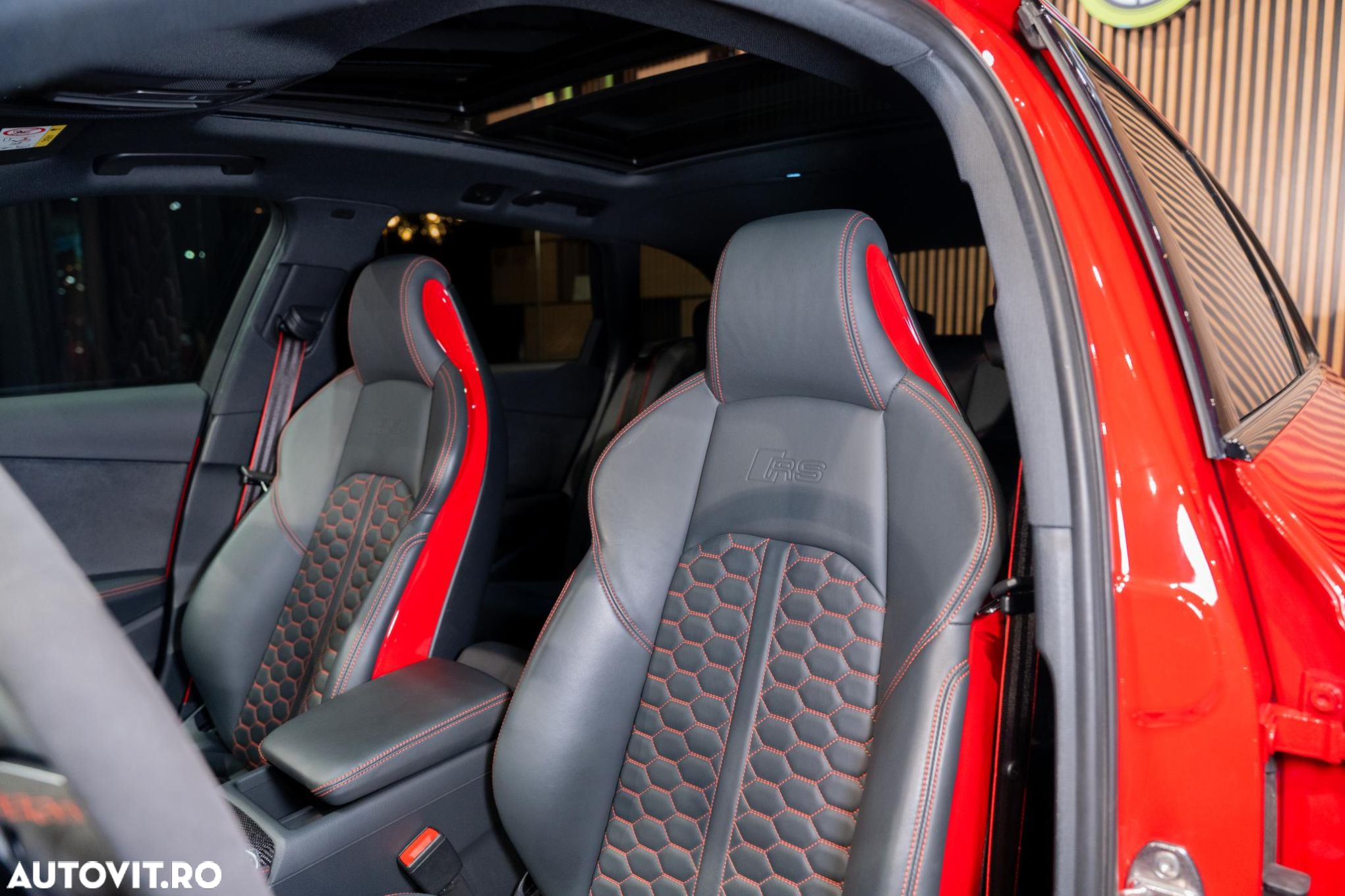 Audi RS4 Avant quattro Tiptronic - 37