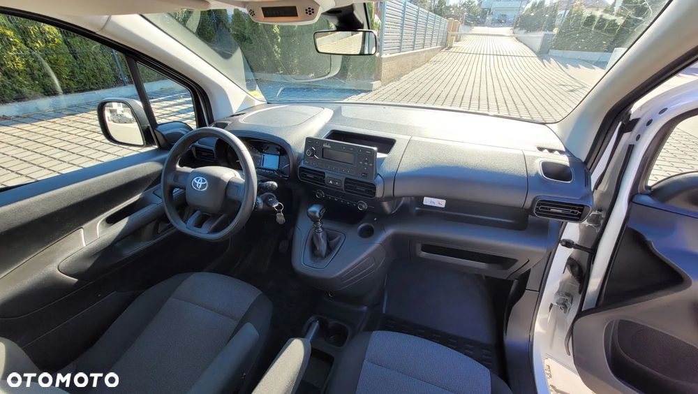 Toyota PROACE CITY - 10