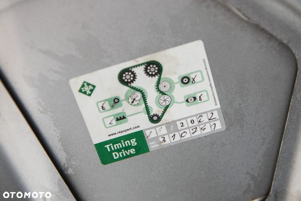 Ford Galaxy 2.0 TDCi Ghia - 38