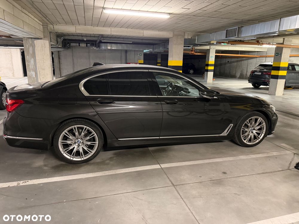 BMW Seria 7 730d xDrive - 4