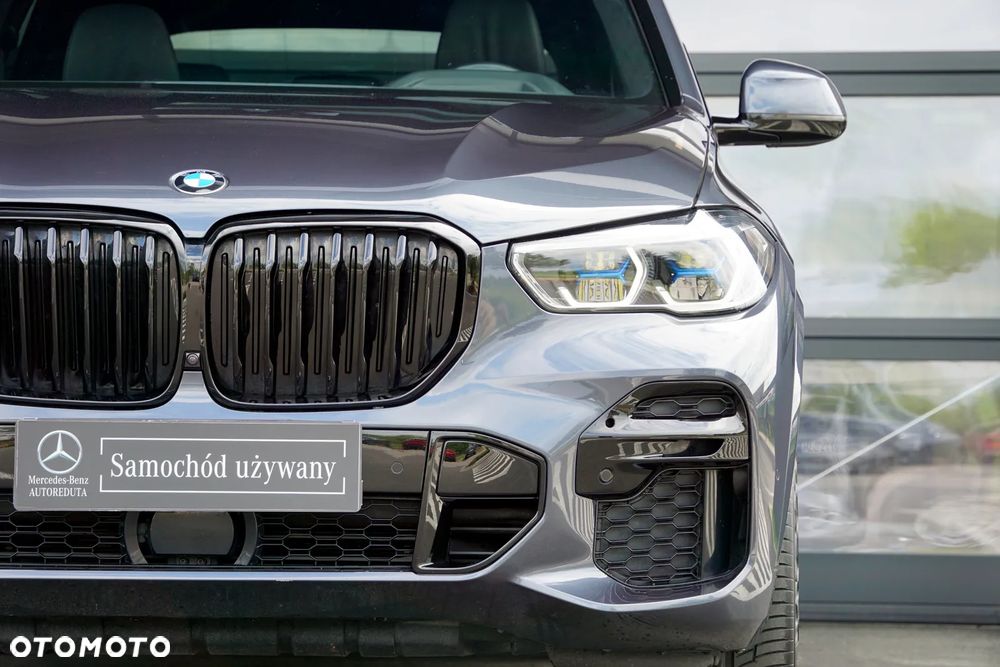 BMW X5 M M50i - 13