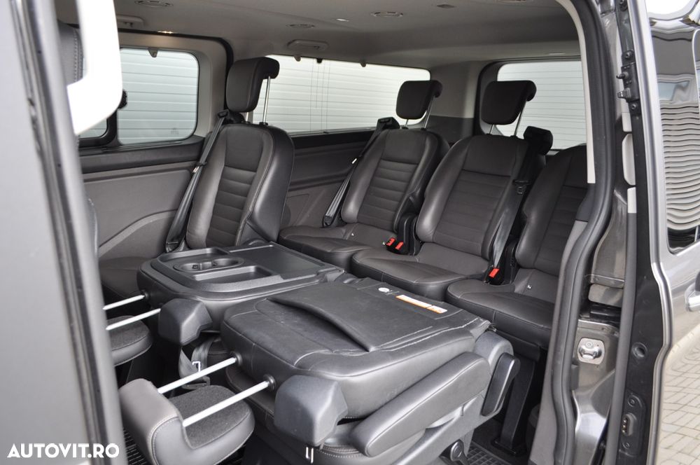 Ford Tourneo Custom Bus 320 2.0 EcoBlue 130 CP L2H1 Titanium Aut. - 6