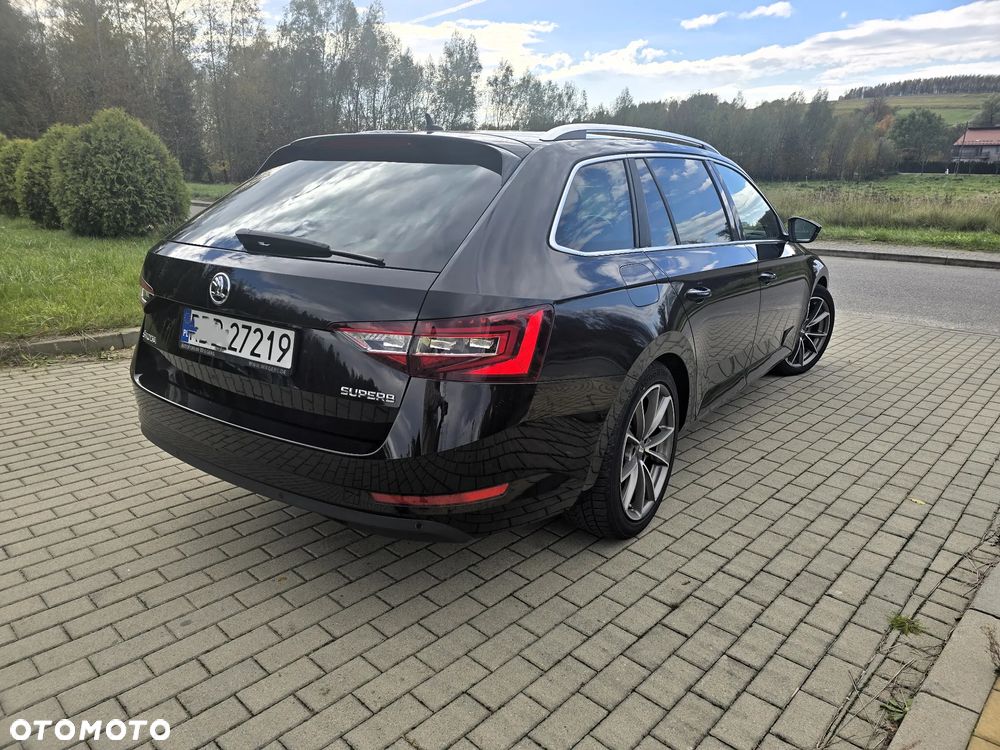 Skoda Superb 2.0 TDI DSG Style - 6