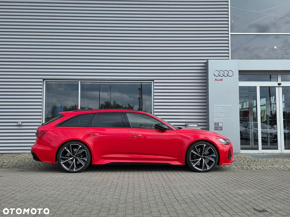 Audi RS6 Avant - 10