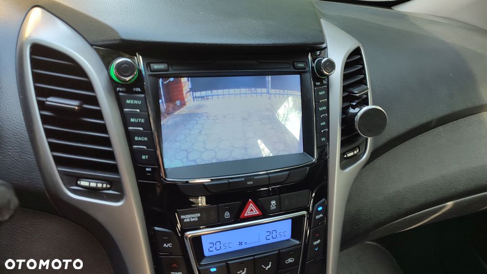 Hyundai i30 1.6 CRDi Premium - 32