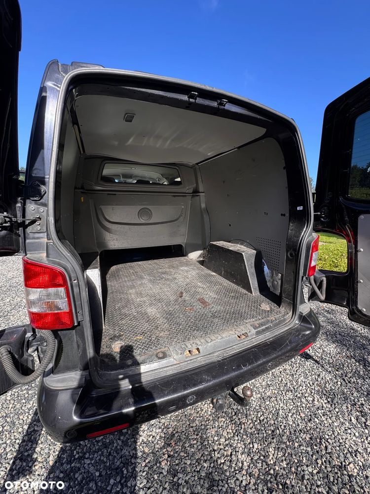 Volkswagen TRANSPORTER T5 - 18